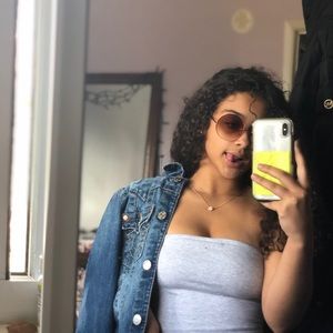 Meet your Posher, Madison